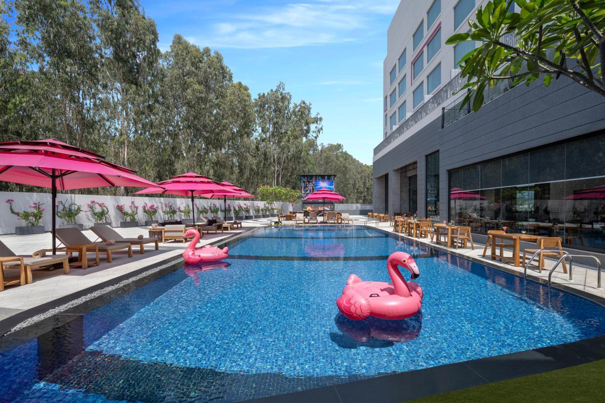Moxy Bengaluru Airport Prestige Tech Cloud Hotel Devanahalli Exterior foto