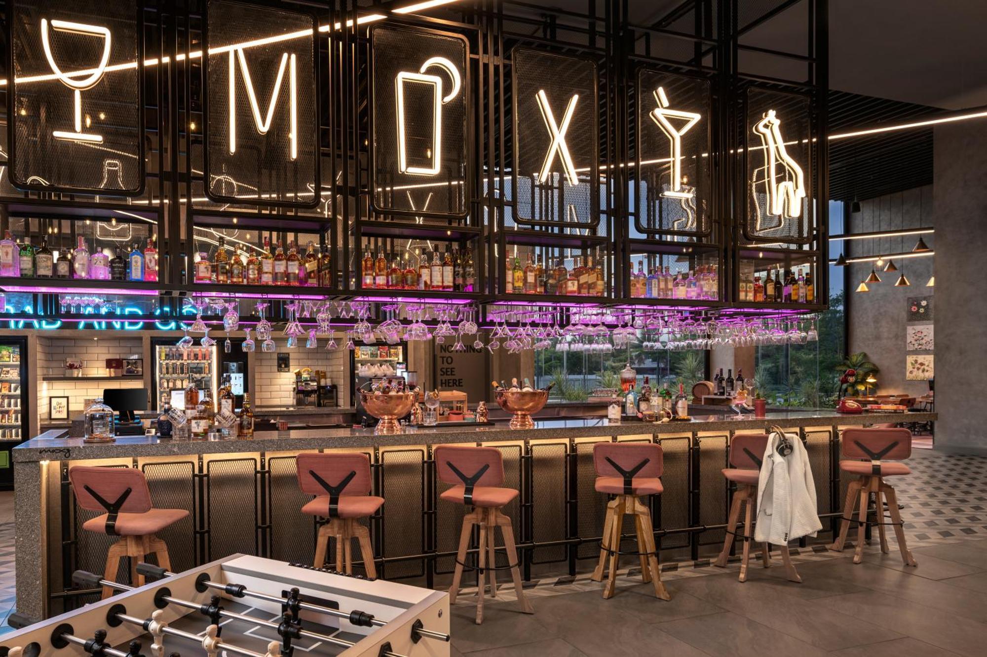 Moxy Bengaluru Airport Prestige Tech Cloud Hotel Devanahalli Exterior foto